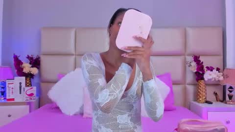   online show from November 20, 4:23 am