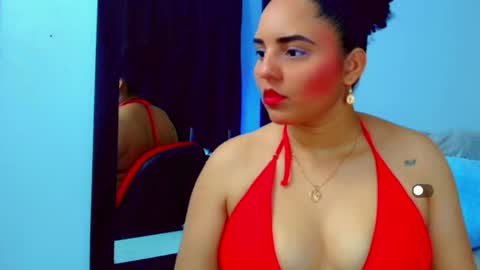 Snapshot of sol__latina chatting on June 7, 2:59 am Sol Latiana online show from June 7, 2:59 am
