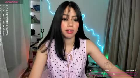 Snapshot of sol_lunaa23 chatting on June 7, 10:24 pm sol online show from June 7, 10:24 pm