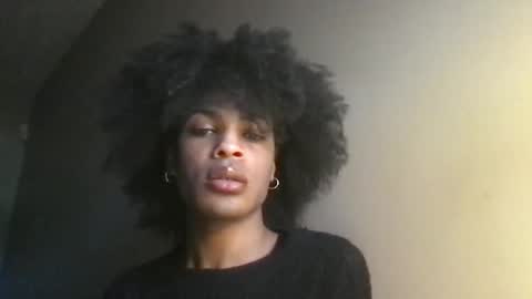 SolaceEve online show from December 15, 6:56 pm