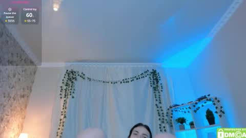 Luna online show from February 23, 3:40 pm