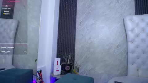 Sol  online show from December 26, 7:27 pm