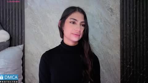 Sol  online show from October 20, 7:03 pm