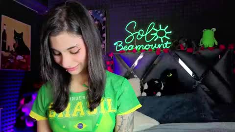 Sol  online show from June 18, 7:07 pm