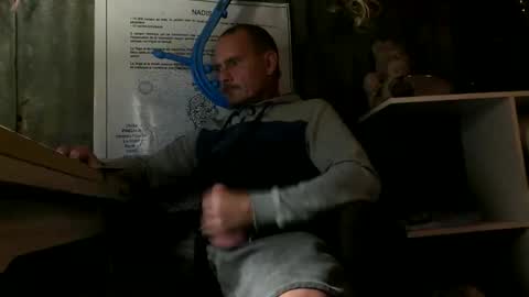 Alex Dixon online show from September 9, 7:35 pm