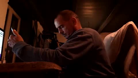 Alex Dixon online show from September 11, 8:42 pm