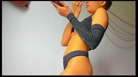 Snapshot of soleiandkairo chatting on March 27, 3:45 pm SoleiKairo online show from March 27, 3:45 pm