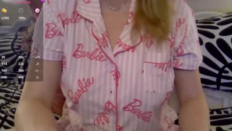 solesticia online show from January 6, 1:15 pm