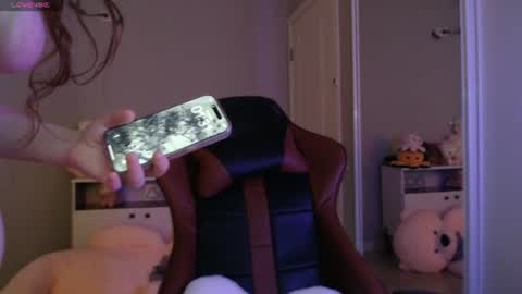 Becky online show from June 8, 8:31 pm