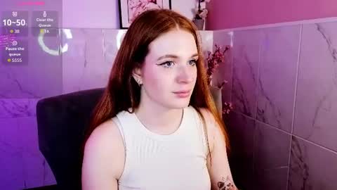 sollarkristy online show from June 17, 1:56 pm