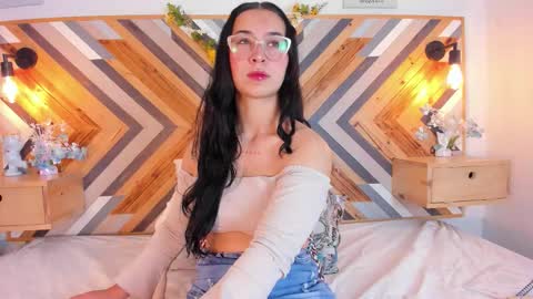 Snapshot of solscarleet chatting on September 9, 12:26 pm Sol online show from September 9, 12:26 pm