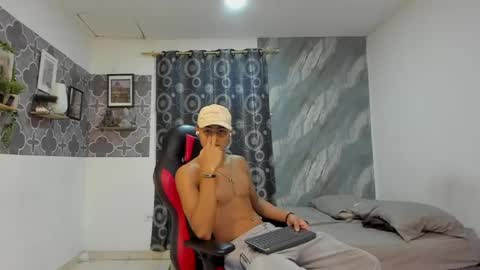 son_hades online show from May 22, 4:34 pm
