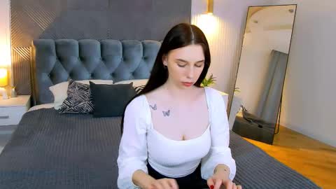 Catherine online show from February 8, 2:31 pm