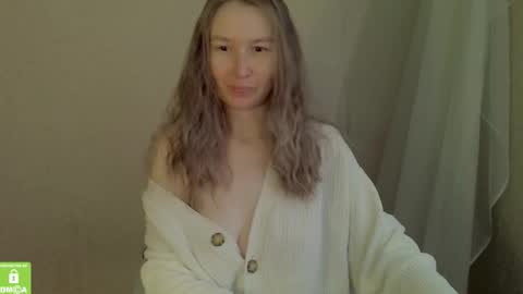 Snapshot of song_to_the_siren chatting on September 14, 1:43 pm Mary online show from September 14, 1:43 pm