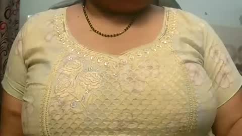 soni88888 online show from February 6, 2:15 pm