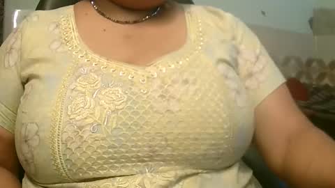 soni88888 online show from March 9, 3:38 pm