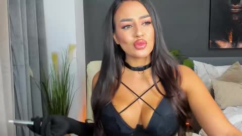 Sonia  Rey online show from September 12, 3:45 pm