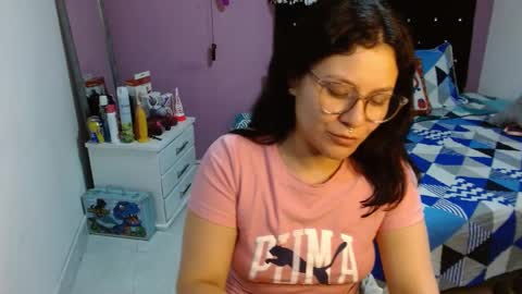 sonialatin69 online show from December 12, 12:48 am