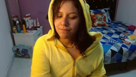 sonialatin69 online show from December 14, 7:29 am