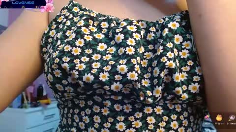 sonialatin69 online show from January 15, 7:01 pm