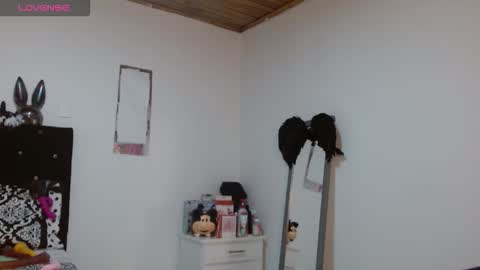 Snapshot of sonialatin69 chatting on October 2, 12:23 pm sonialatin69 online show from October 2, 12:23 pm