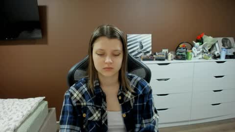 Snapshot of soninex chatting on April 2, 2:58 pm SoniNex online show from April 2, 2:58 pm