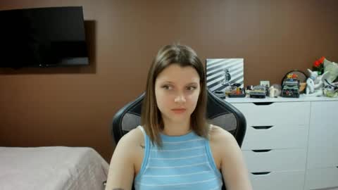 Snapshot of soninex chatting on April 15, 2:46 pm SoniNex online show from April 15, 2:46 pm