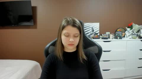 Snapshot of soninex chatting on April 17, 3:26 pm SoniNex online show from April 17, 3:26 pm