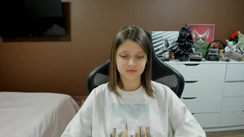 Snapshot of soninex chatting on April 24, 2:52 pm SoniNex online show from April 24, 2:52 pm