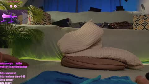 Sonya    online show from October 18, 8:20 pm