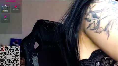 Sonya  online show from November 25, 5:40 am