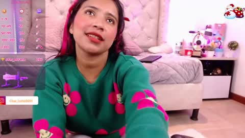 Snapshot of sophi_gray chatting on January 18, 10:17 pm Shophi online show from January 18, 10:17 pm