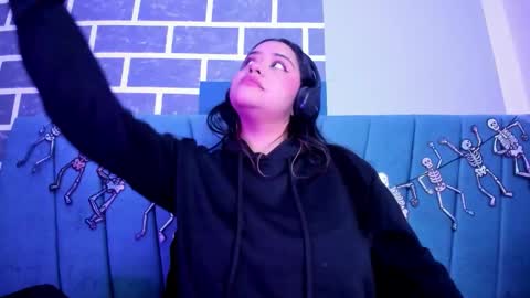 Snapshot of sophi_moon1 chatting on October 20, 5:41 am Sofia online show from October 20, 5:41 am