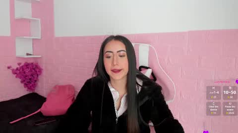 SOPHI online show from July 8, 1:37 pm