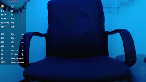 Snapshot of sophi_vi chatting on October 1, 12:11 pm Sophie online show from October 1, 12:11 pm