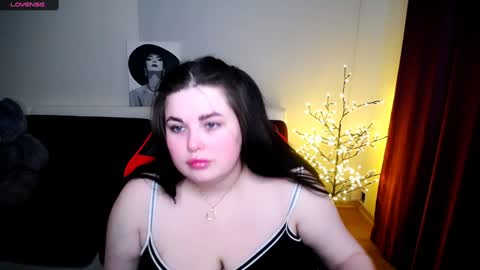 Snapshot of sophia__olsen chatting on January 30, 9:25 am sophia__olsen online show from January 30, 9:25 am