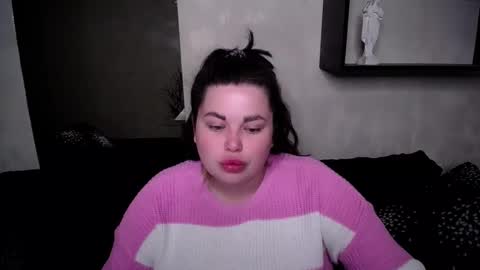 Snapshot of sophia__olsen chatting on October 9, 5:38 am sophia__olsen online show from October 9, 5:38 am