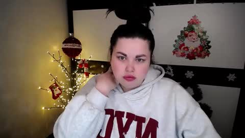 Snapshot of sophia__olsen chatting on December 2, 6:41 am sophia__olsen online show from December 2, 6:41 am