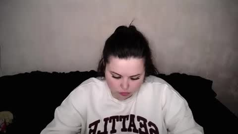 Snapshot of sophia__olsen chatting on March 24, 6:51 am sophia__olsen online show from March 24, 6:51 am