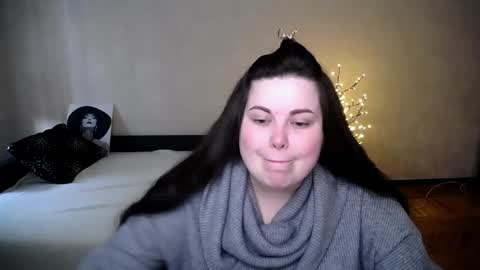 Snapshot of sophia__olsen chatting on April 2, 5:27 am sophia__olsen online show from April 2, 5:27 am
