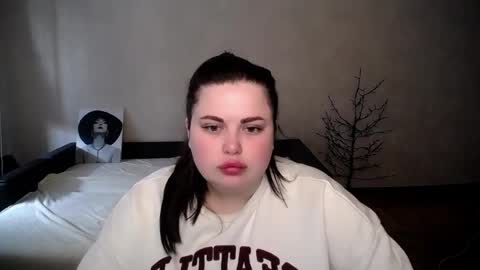Snapshot of sophia__olsen chatting on April 4, 5:49 am sophia__olsen online show from April 4, 5:49 am