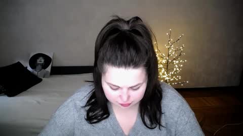 Snapshot of sophia__olsen chatting on April 9, 5:51 am sophia__olsen online show from April 9, 5:51 am