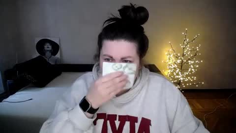 Snapshot of sophia__olsen chatting on April 17, 6:16 am sophia__olsen online show from April 17, 6:16 am
