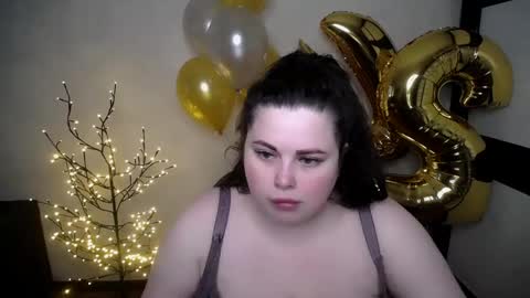 Snapshot of sophia__olsen chatting on April 27, 8:23 am sophia__olsen online show from April 27, 8:23 am