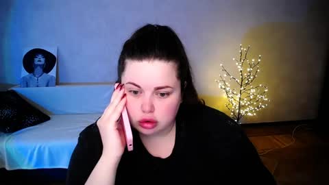 Snapshot of sophia__olsen chatting on June 3, 5:43 am sophia__olsen online show from June 3, 5:43 am