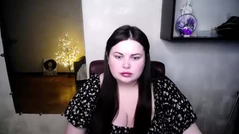 sophia__olsen online show from June 30, 5:41 am