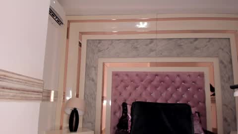 Sophia online show from December 13, 8:47 pm