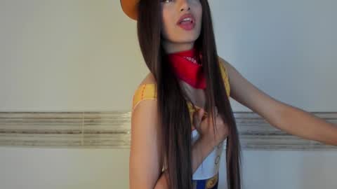 Sophia online show from September 11, 9:15 pm