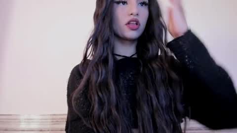 Sophia online show from February 5, 9:41 pm