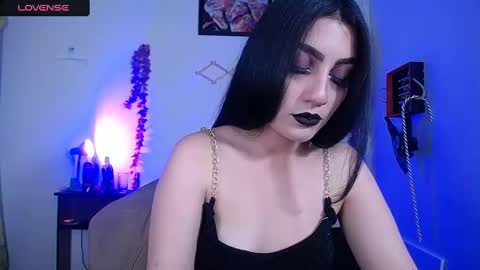 sophia hottie online show from December 13, 8:04 pm